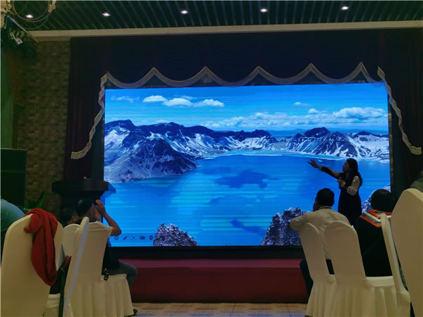 绵阳kaiyun开云官方网页版_kaiyun和中旅假日旅行社2024年定(dìng)制旅游分享(xiǎng)会04.jpg kaiyun开云官方网页版_kaiyun(中国)